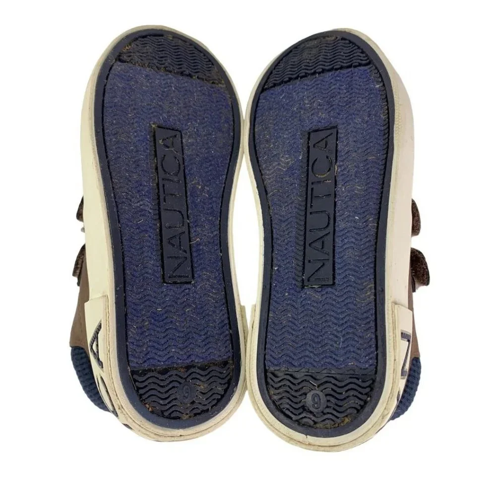 Size 9 Little Kids Nautica Brown Chukka Boots‎ Hook and Loop Closure